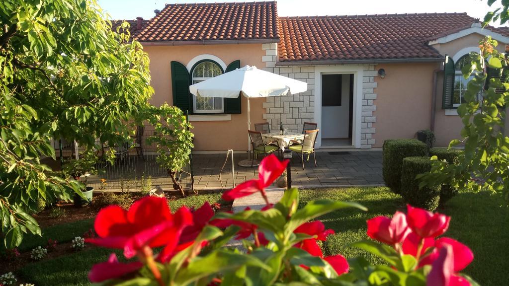 Apartments Lupus Vodice Exterior photo